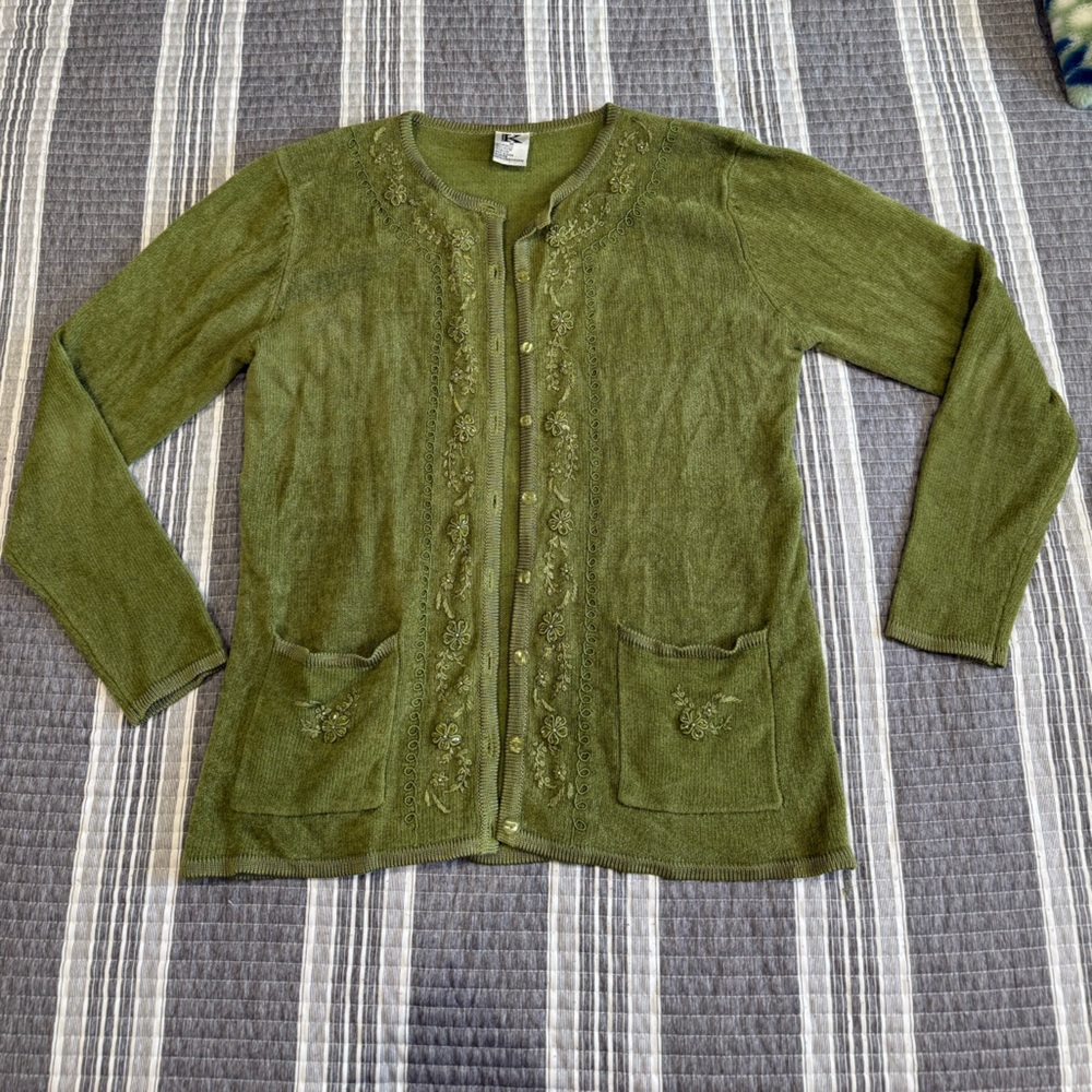 Vintage Olive Green Women's Sweater